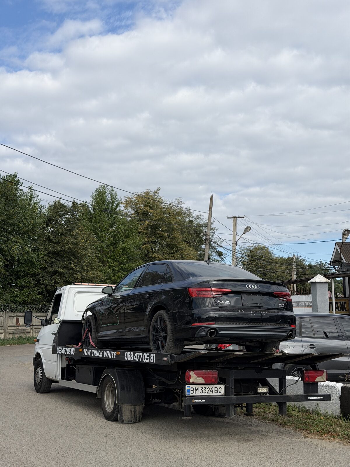 Евакуація авто у Львові — Tow Truck White у роботі